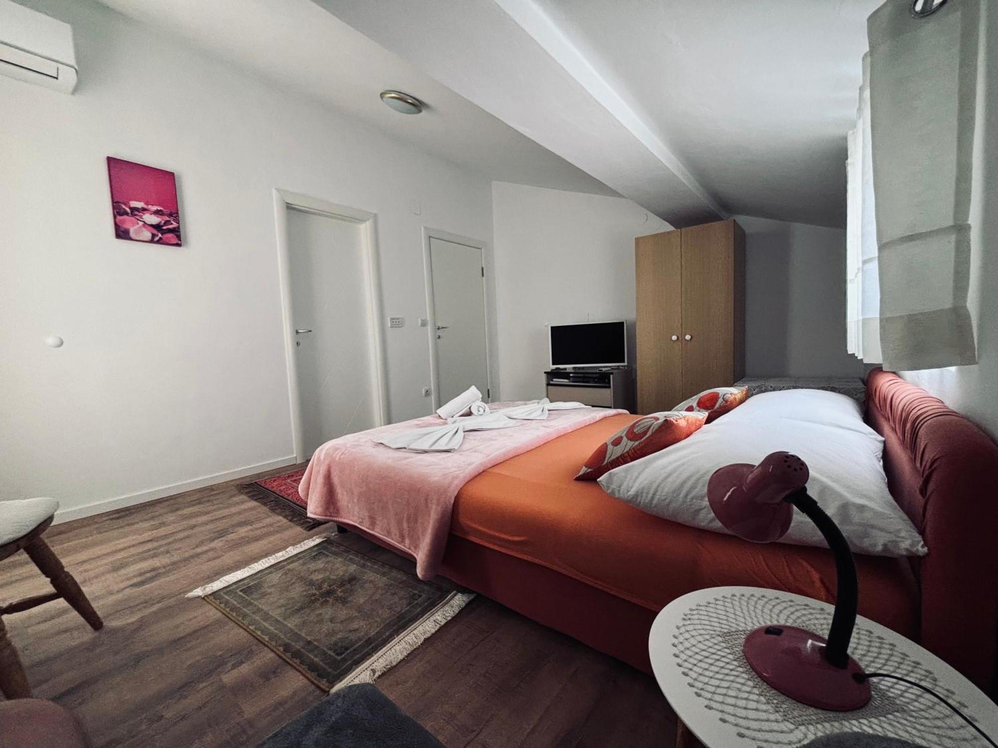 Rooms & App Minka ยาดราโนโว ภายนอก รูปภาพ