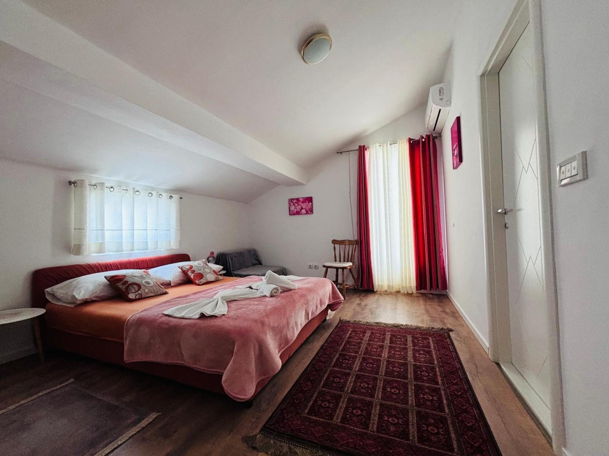 Rooms & App Minka ยาดราโนโว ภายนอก รูปภาพ