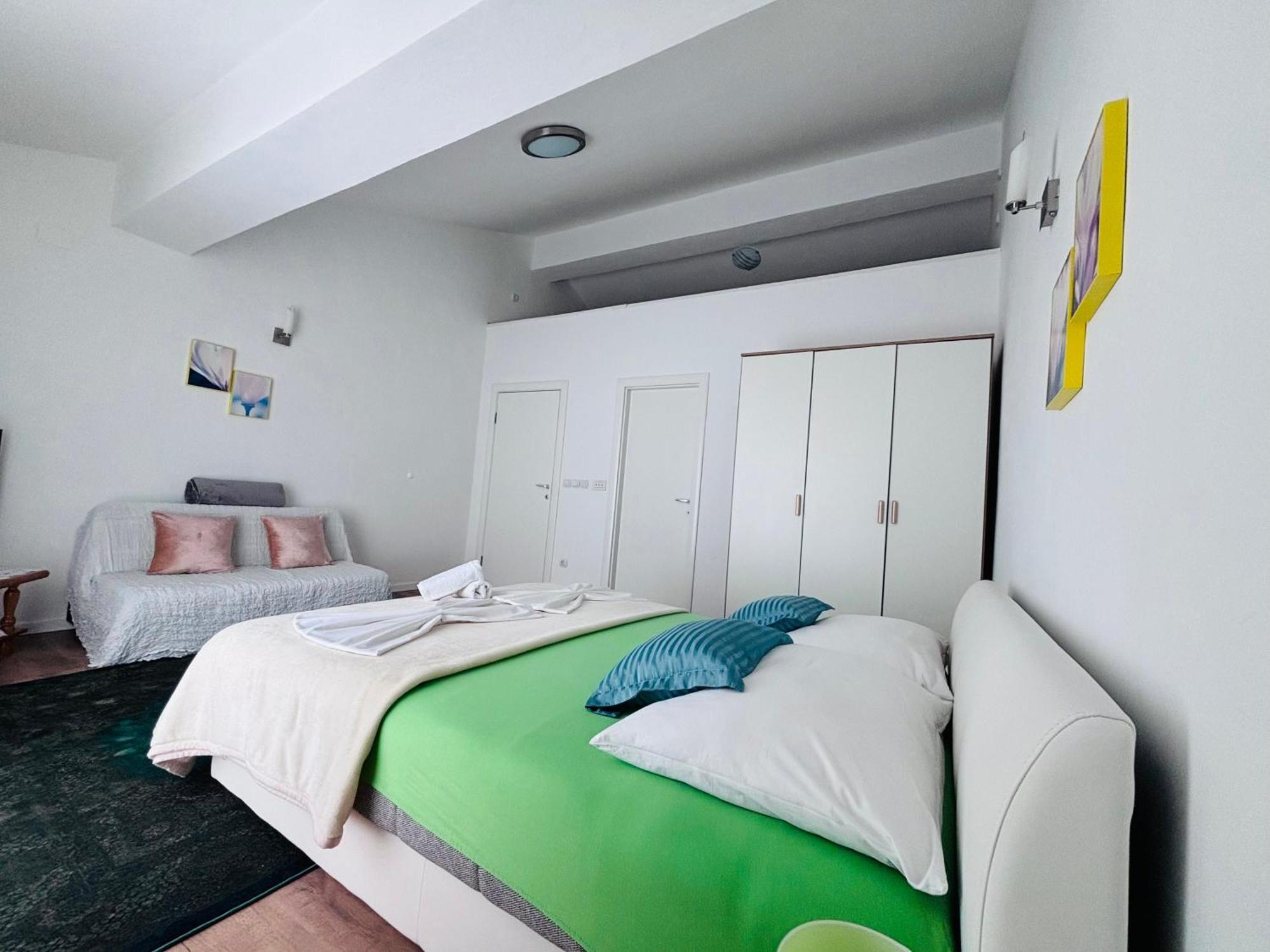Rooms & App Minka ยาดราโนโว ภายนอก รูปภาพ